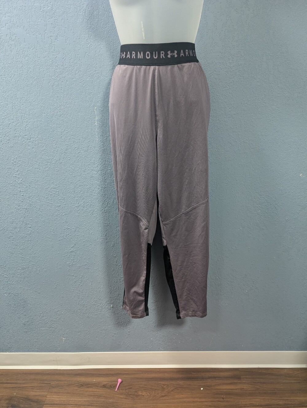 Under Armour Women's Unstoppable Tapered Leg Joggers Size Large